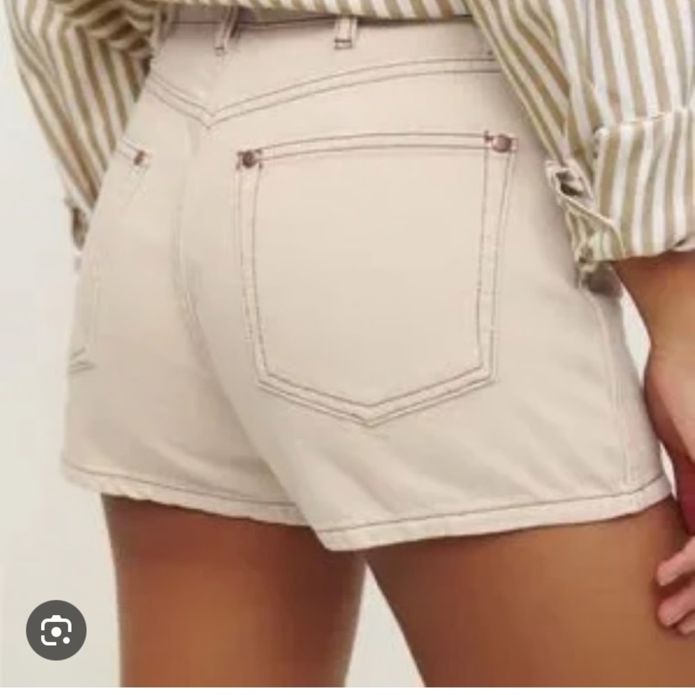 Classic High-Rise Cotton Blend Shorts in Cream